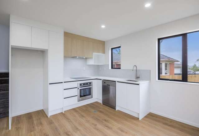 A/49 Golf Road New Lynn_2