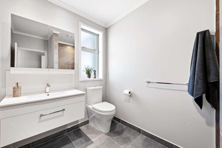 989 East Coast Road Kaiaua_18