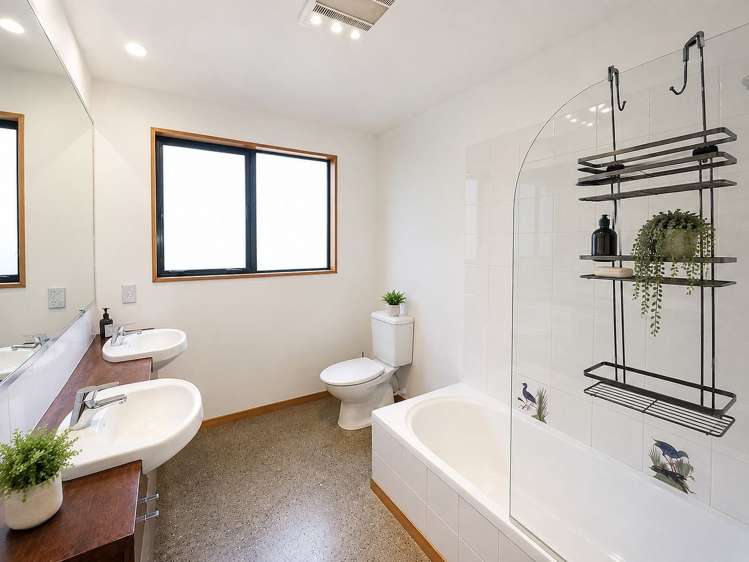 4 Kiwi Avenue Waikuku Beach_12