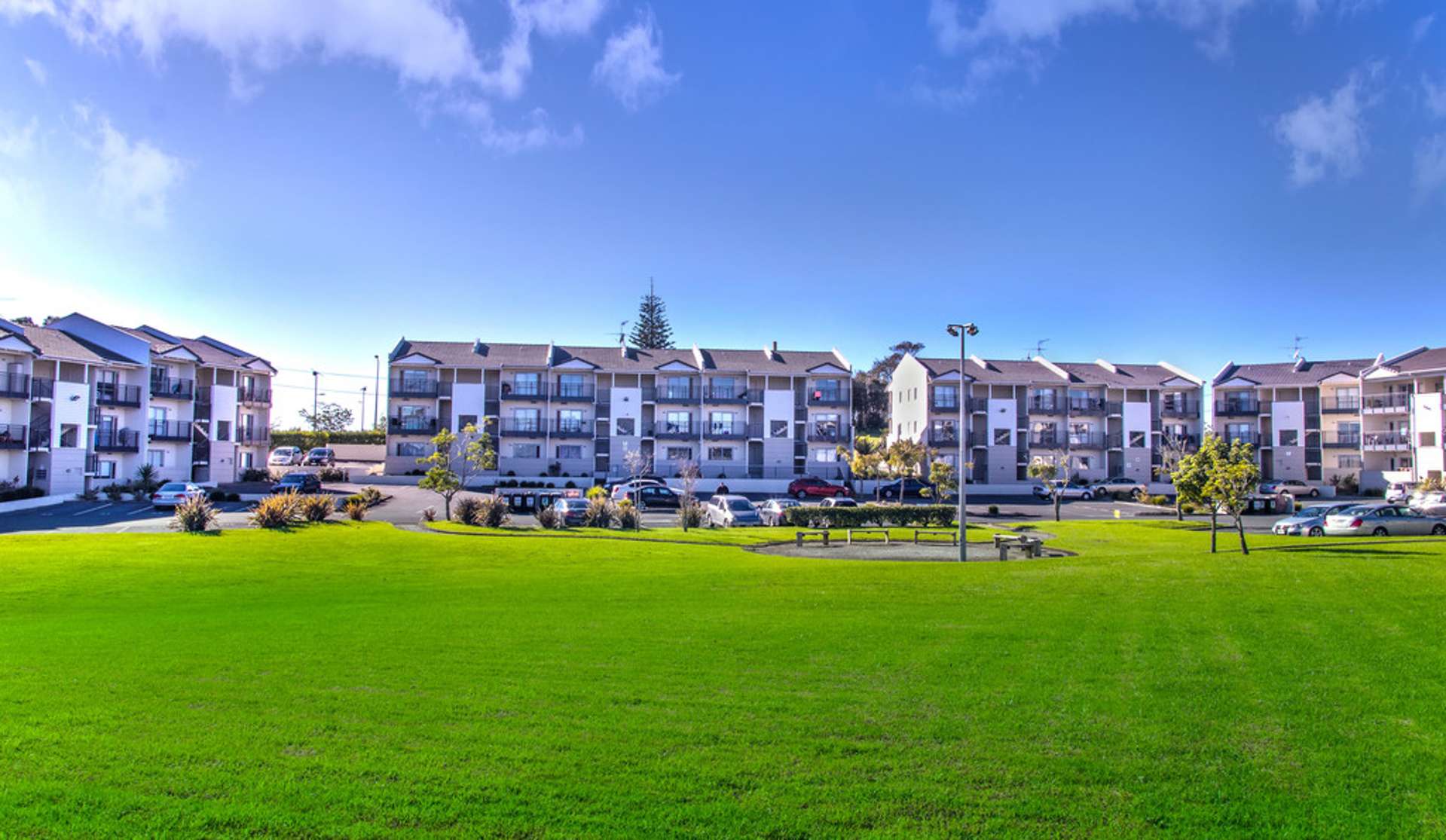 B2/71 Spencer Road Oteha_0