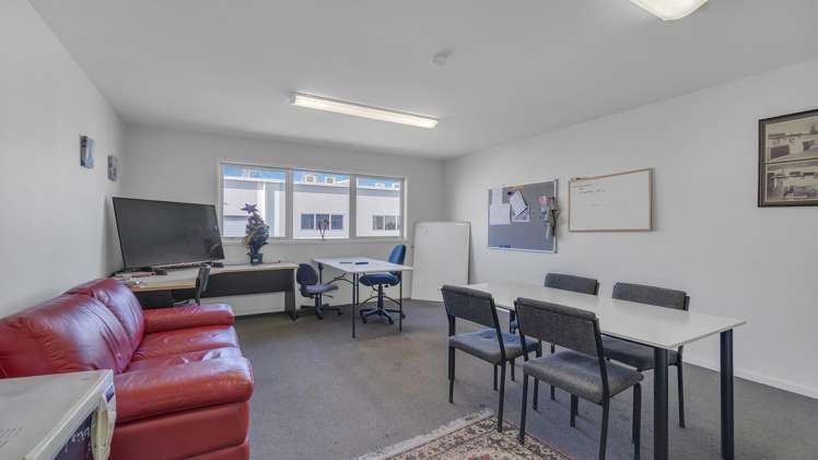 2/19 Nga Mahi Road Sockburn_5