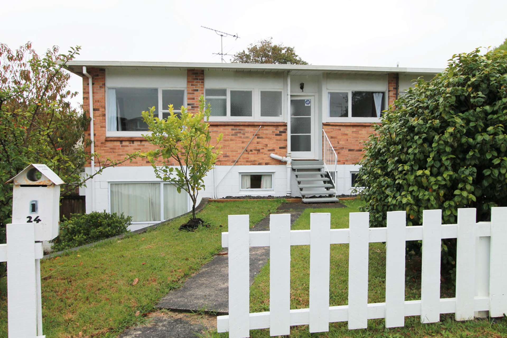 1/24 Dawnhaven Drive Te Atatu Peninsula_0