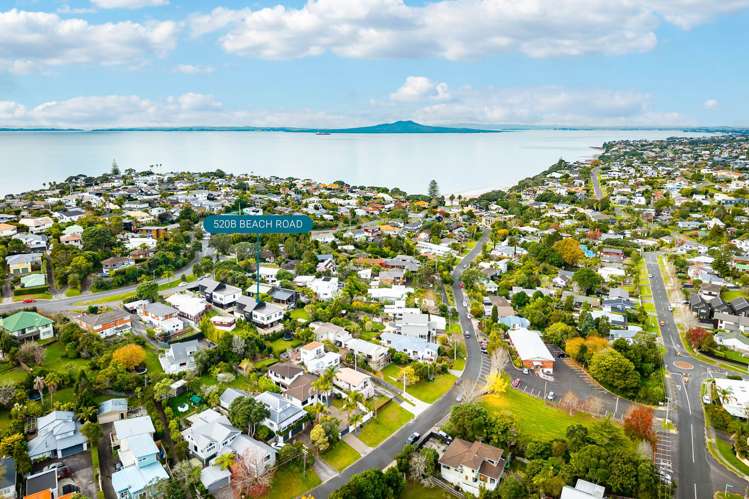 2/520 Beach Road Murrays Bay_37