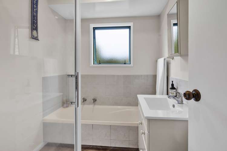 116 Clifford Road Eltham_16