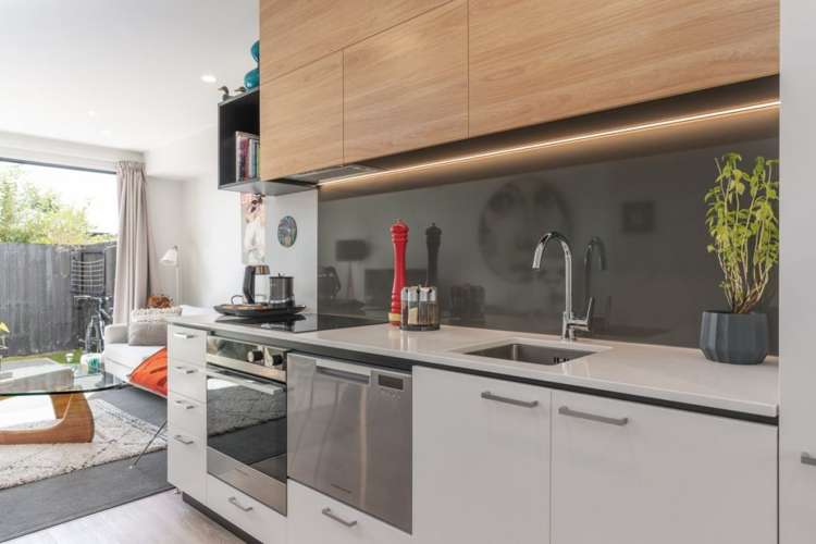 11/24 Percy Street Phillipstown_2