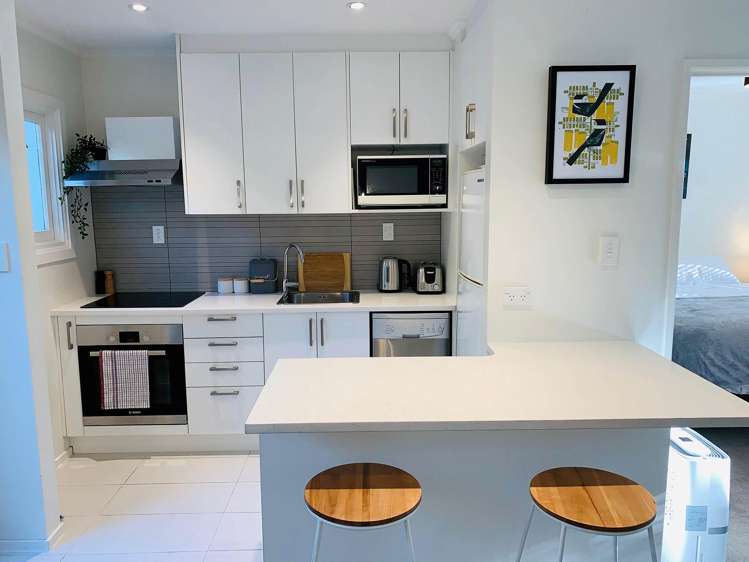 6/5 Edgars Road Westmere_3
