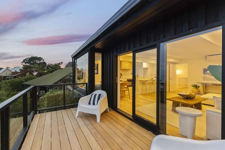 1/24 Revelation Drive Clifton_19