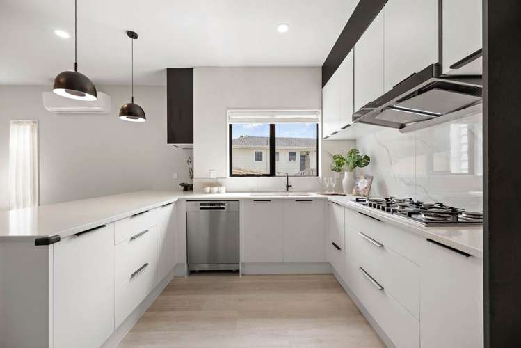 50A Castleton Street Birkdale_5