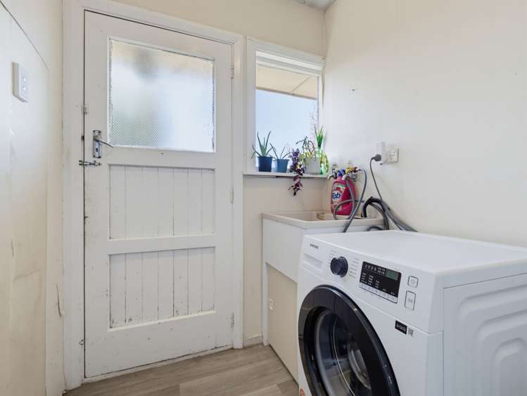 42 Daniels Road Redwood_16
