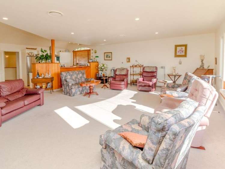 10 Hornsey Road Bluff Hill_10