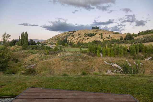 7 Longlands Street Dalefield/Wakatipu Basin_1