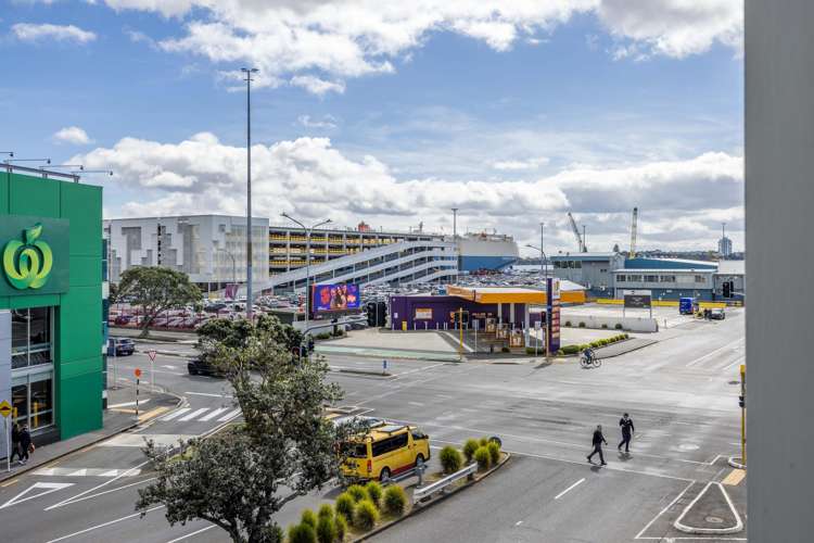 205/2 Dockside Lane Auckland Central_0