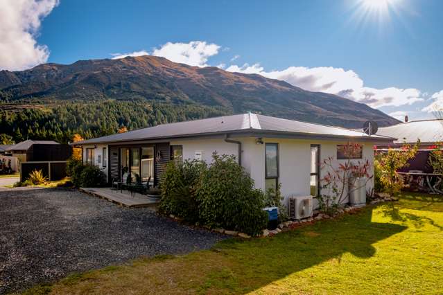 6 Hewson Crescent Lake Hawea_2