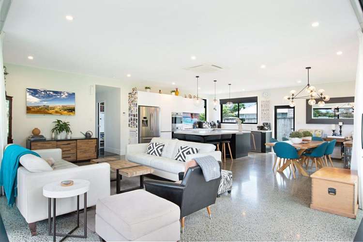 3 Shamrock Lane Te Atatu Peninsula_0