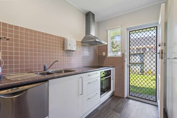 9/16 Inkerman Street Onehunga_5