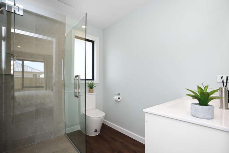 241 Racecourse Road Allenton_18