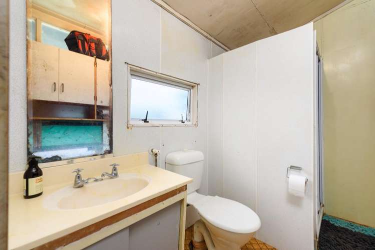 12b Lyn Grove Papamoa_13