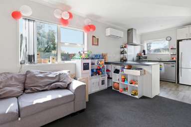 17 Ford Road_2