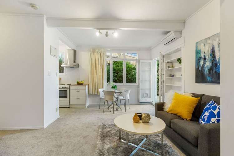 78 Seaview Road Castor Bay_2