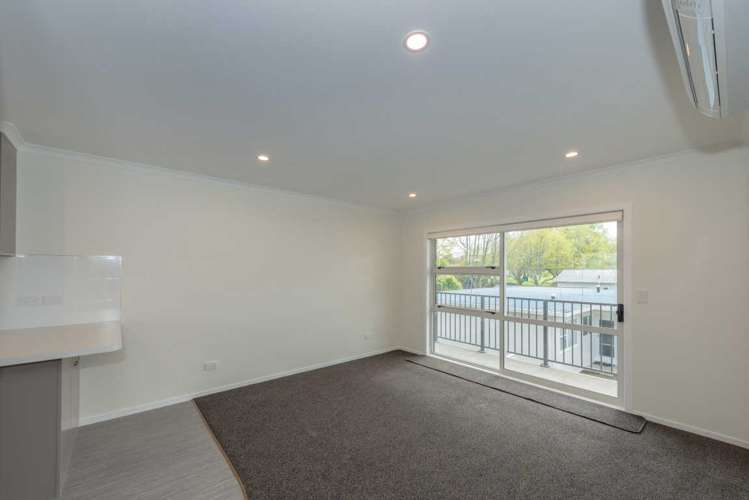 7/24 Stanley Street 1055_6