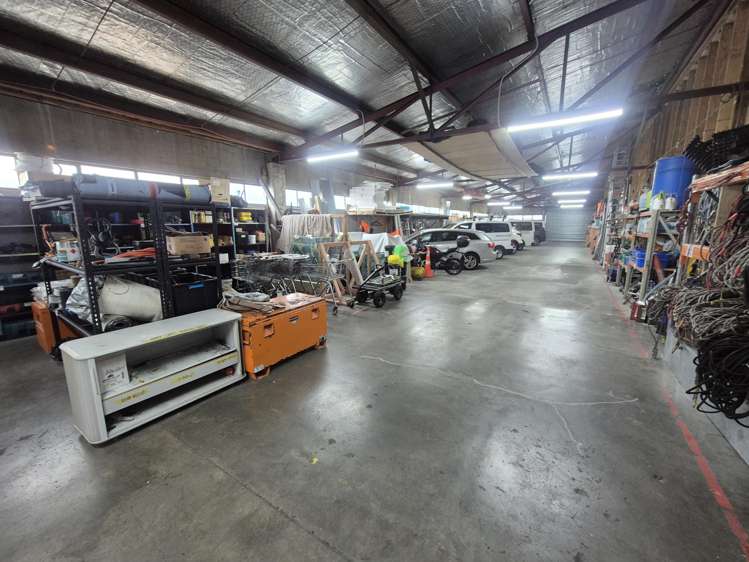 2/31 Johnsonville Road Johnsonville_2