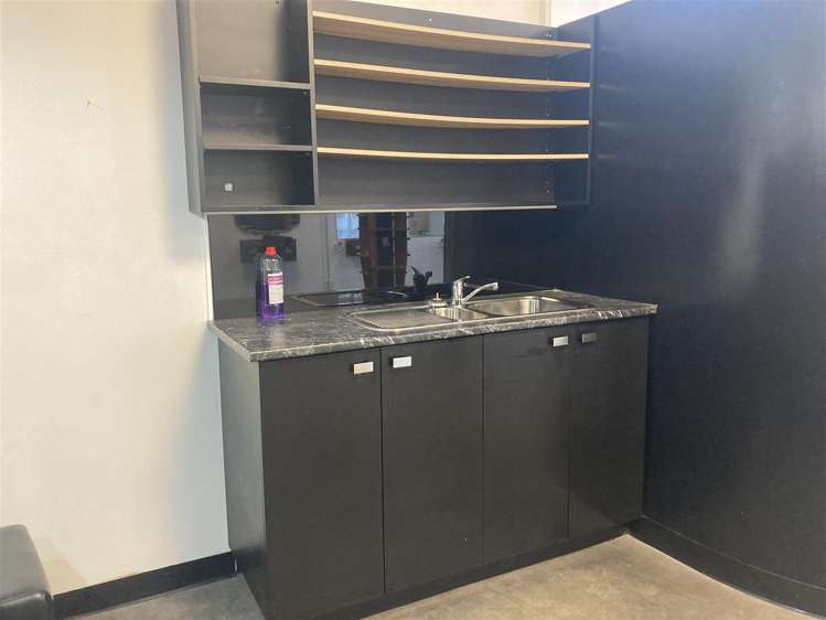 2 and 2A Adelaide Road Mt Cook_9