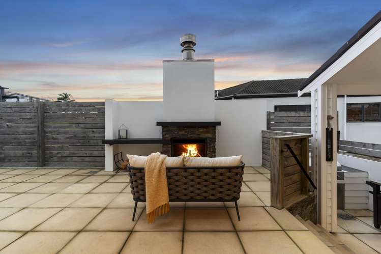 6 Crossland Place Maraetai_15