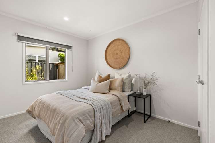 4 Donald Place Frimley_16