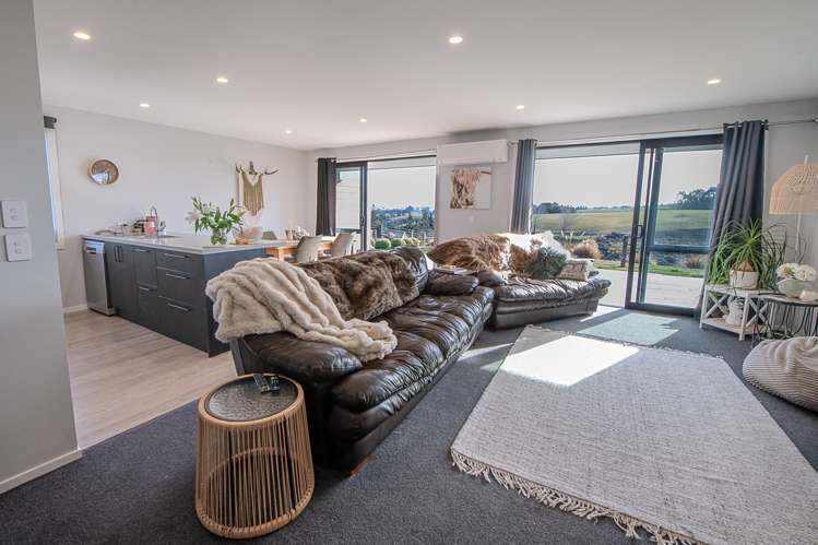 64 Cameron Road Balclutha_4
