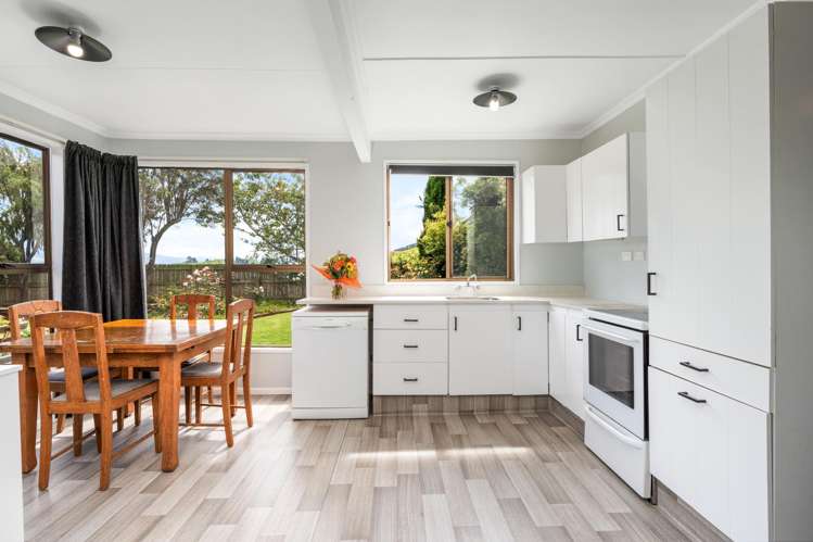 31 Lake View Street Waihola_5