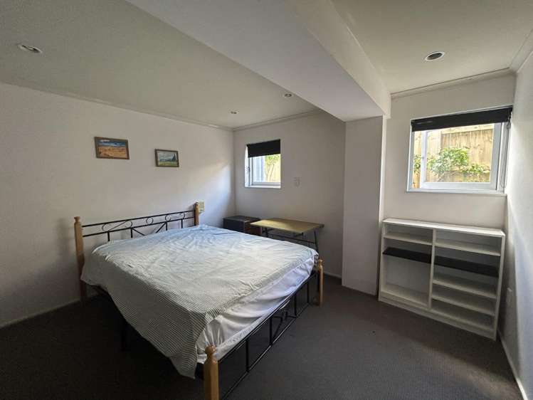 7 McInnes Place Queenwood_15