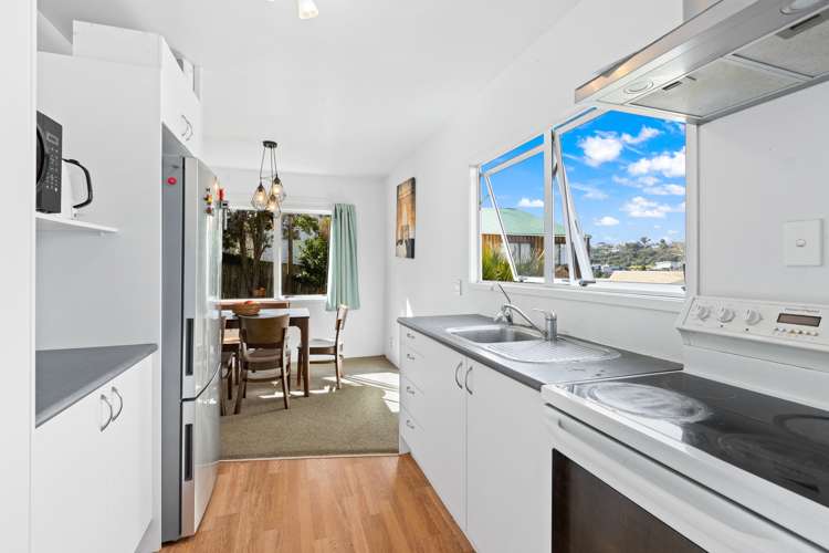 2a Rata Road Stanmore Bay_9