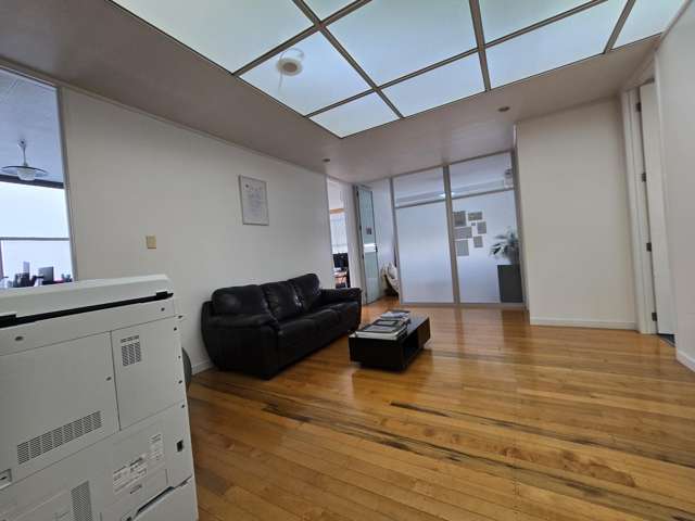 L1 3-5 Rendall Place Eden Terrace_1