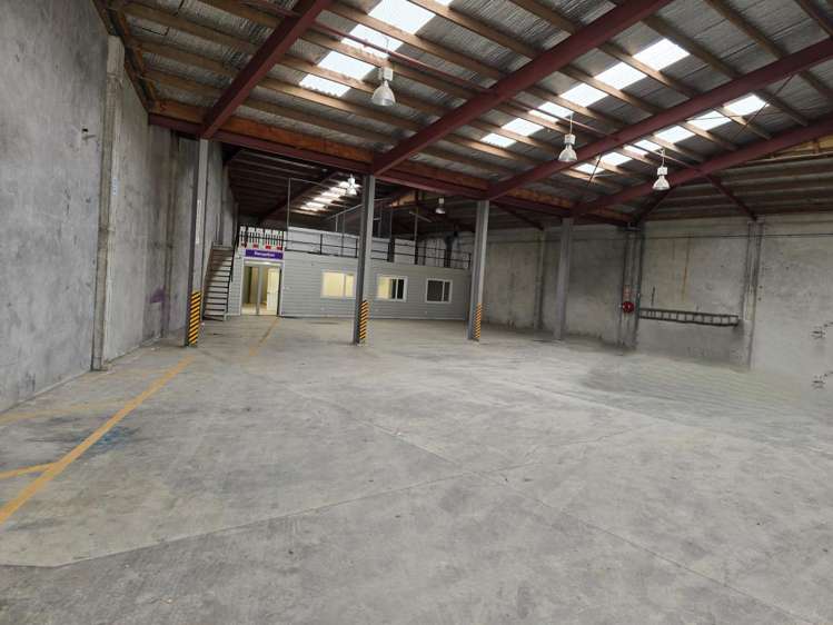 162 Gracefield Road Gracefield_3