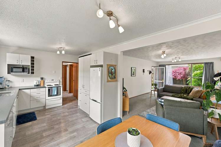 2/16 Gresford Street_5