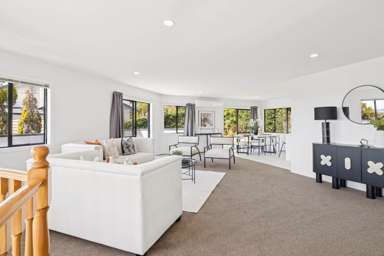 2/1046 New North Road_4