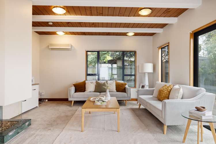 2/155 Yaldhurst Road Upper Riccarton_5