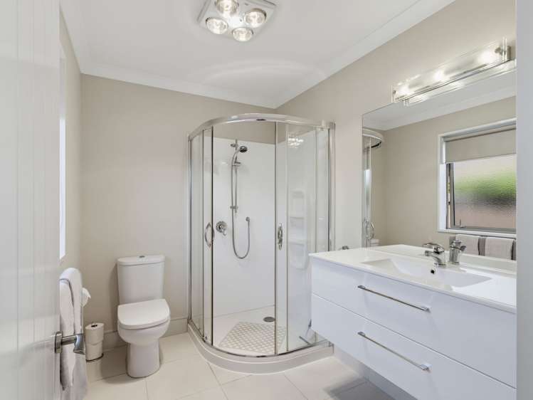 12 Hasendene Drive Lincoln_15