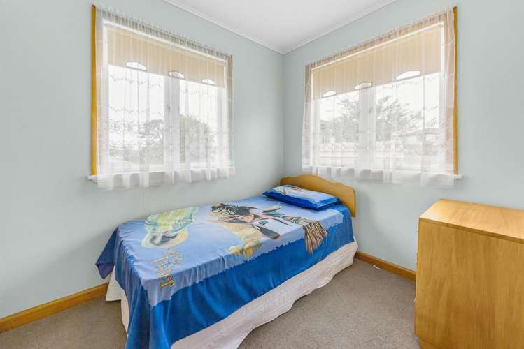 5 Valron Road Te Atatu South_17