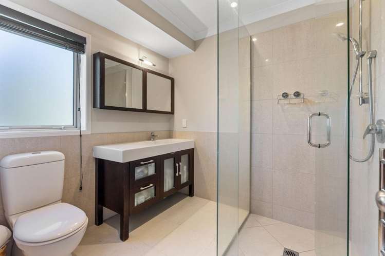 9a Manukaka Heights Hurdon_13