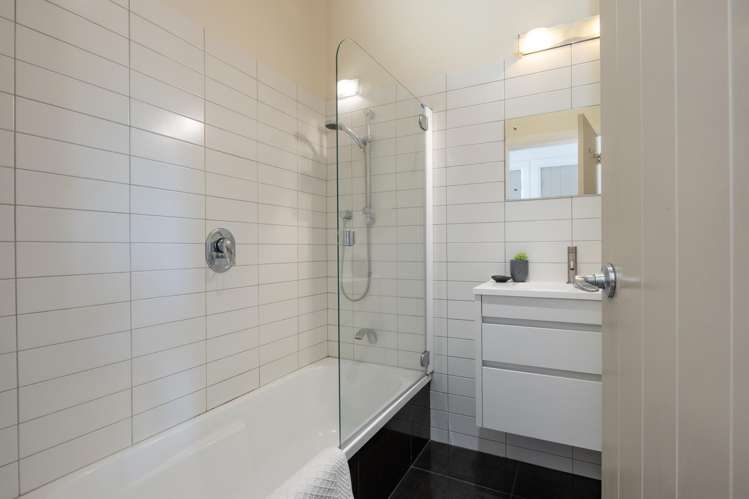 2 Harbour View Terrace Onehunga_9