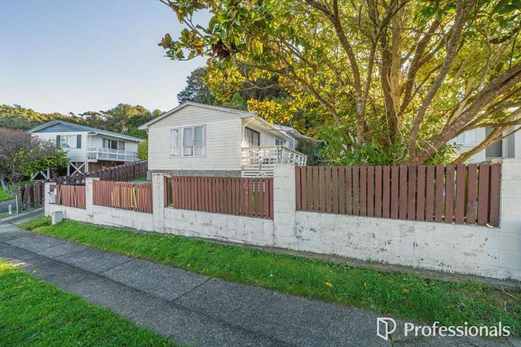 55 Kairanga Crescent Wainuiomata_23