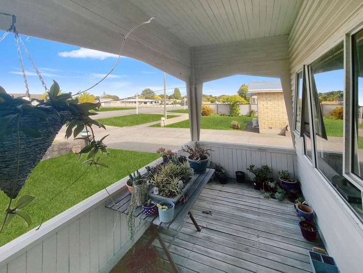 188 Stafford Street Hokitika_16