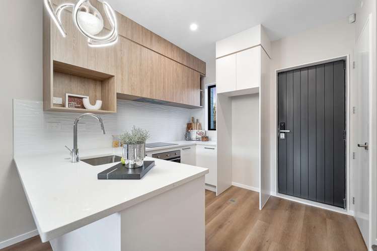 93A-97 Woodglen Road_5