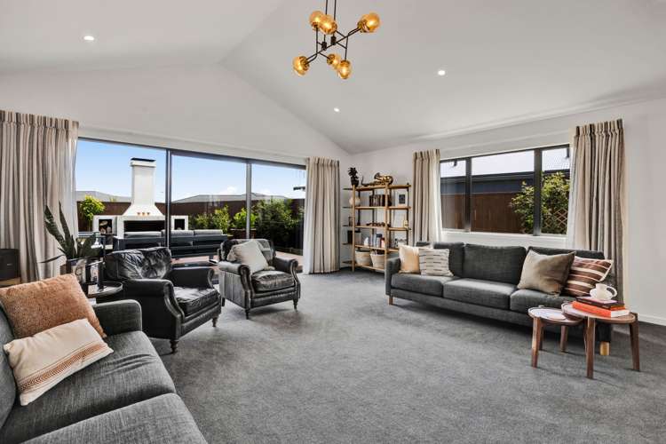 25 County Drive Hawera_18