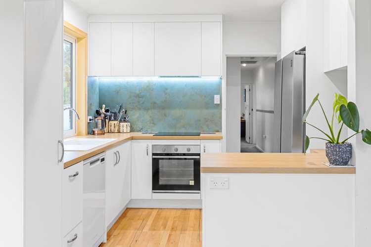 29 Tawa Street Hilltop_22