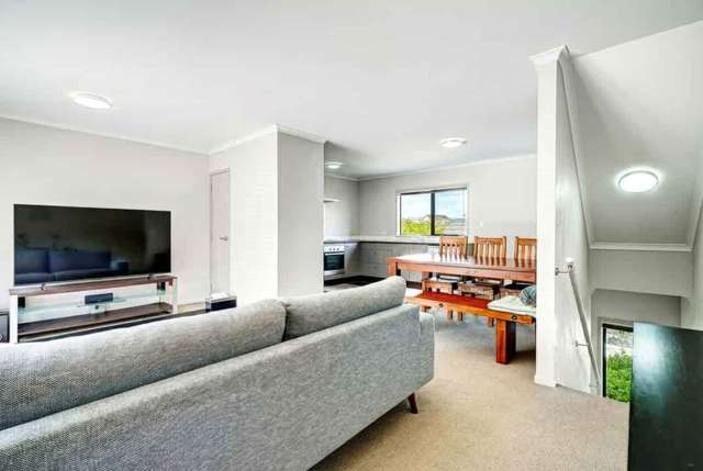 6/172 McLeod Road Te Atatu South_4