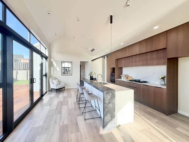 411 Te Taruna Drive_5