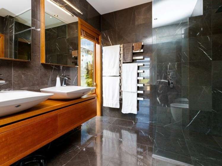 2 Barich Lane Fitzherbert_31