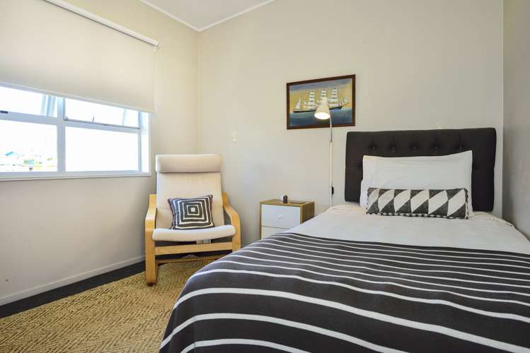 2 Koura Crescent Mahia_12